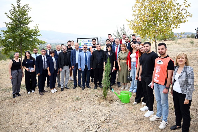 MCBÜ, COP31 yolunda sıfır atık projesini fidan dikimiyle başlattı