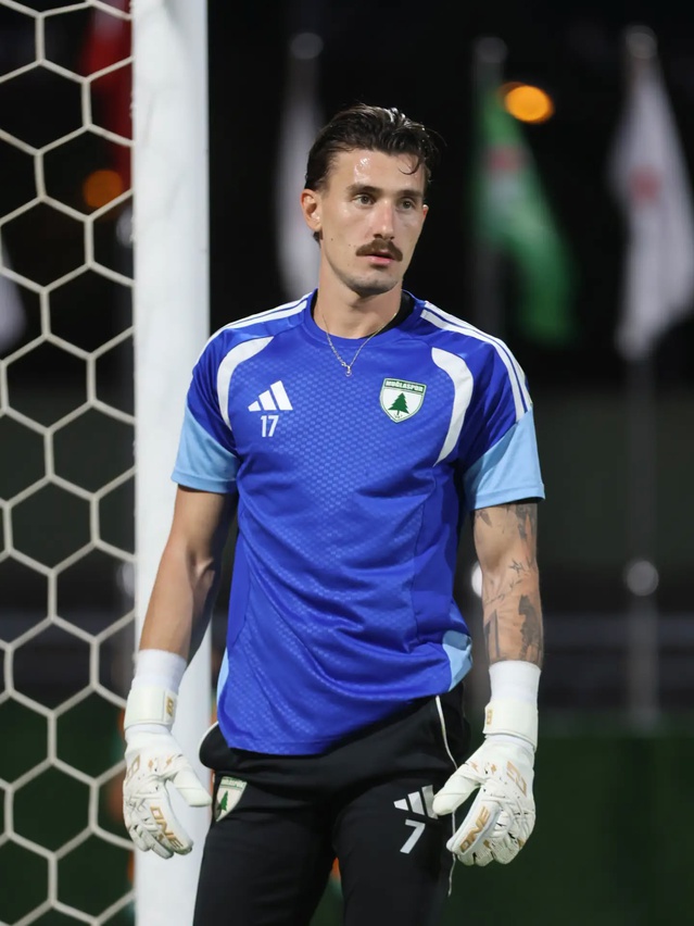 Göztepe'de yedek kalan Ekrem Kılıçarslan, Muğlaspor'da 8 maçta kalesini korudu