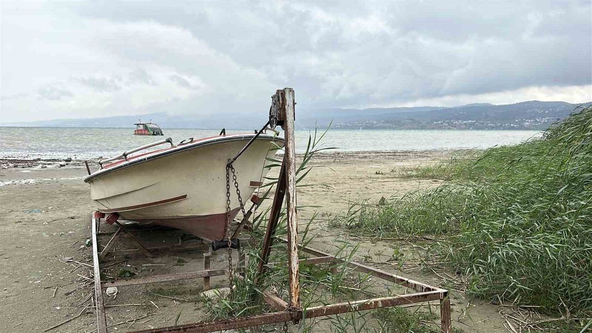 Sakarya\'da yağışlara rağmen Sapanca Gölü\'nde su seviyesi 29.56 olarak ölçüldü