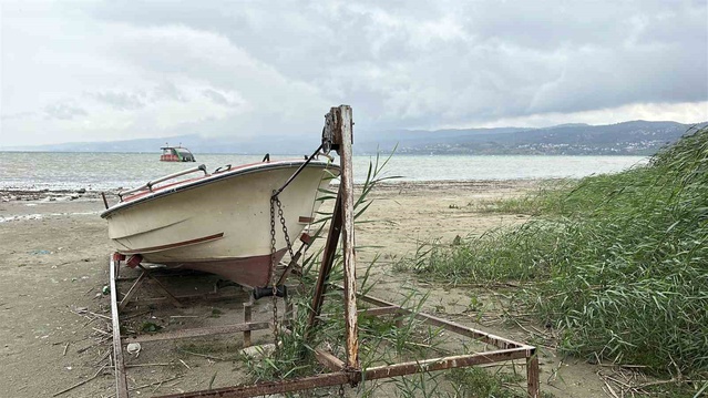 Sakarya'da yağışlara rağmen Sapanca Gölü'nde su seviyesi 29.56 olarak ölçüldü