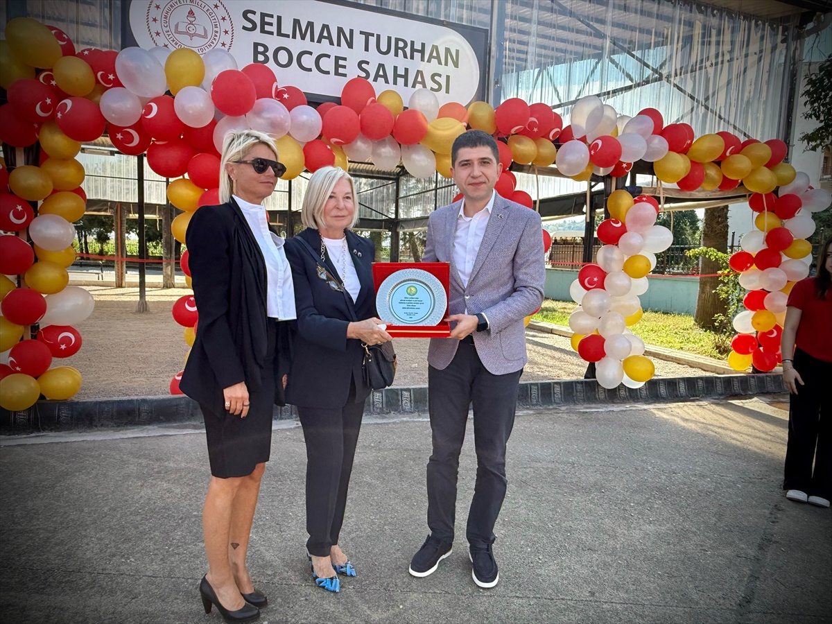 Samsun Alaçam\'da Turhan ailesinin katkısıyla yaptırılan bocce sahası hizmete açıldı