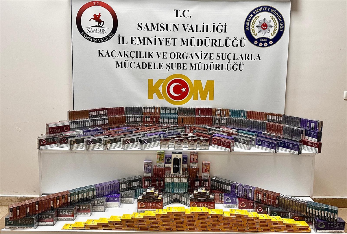 Samsun İlkadım\'da 1560 paket kaçak tütün çubuğu bulundu, 2 şüpheli gözaltına alındı