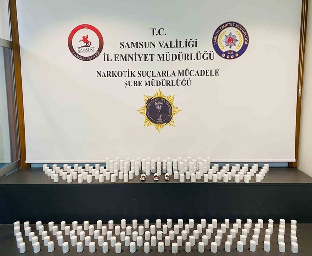 Samsun İlkadım'da 4 şüphelinin ev ve arazilerinde 10 bin 104 sentetik hap bulundu