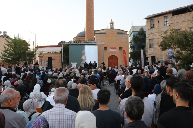 Siirt Tillo'da güneşin ilk ışınları 262 yıl önceki düzenekle türbeye ulaştı