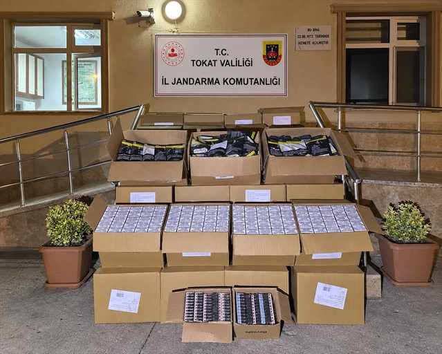 Tokat'ta 600 bin bandrolsüz boş makaron ele geçirildi, 2 şüpheli gözaltına alındı