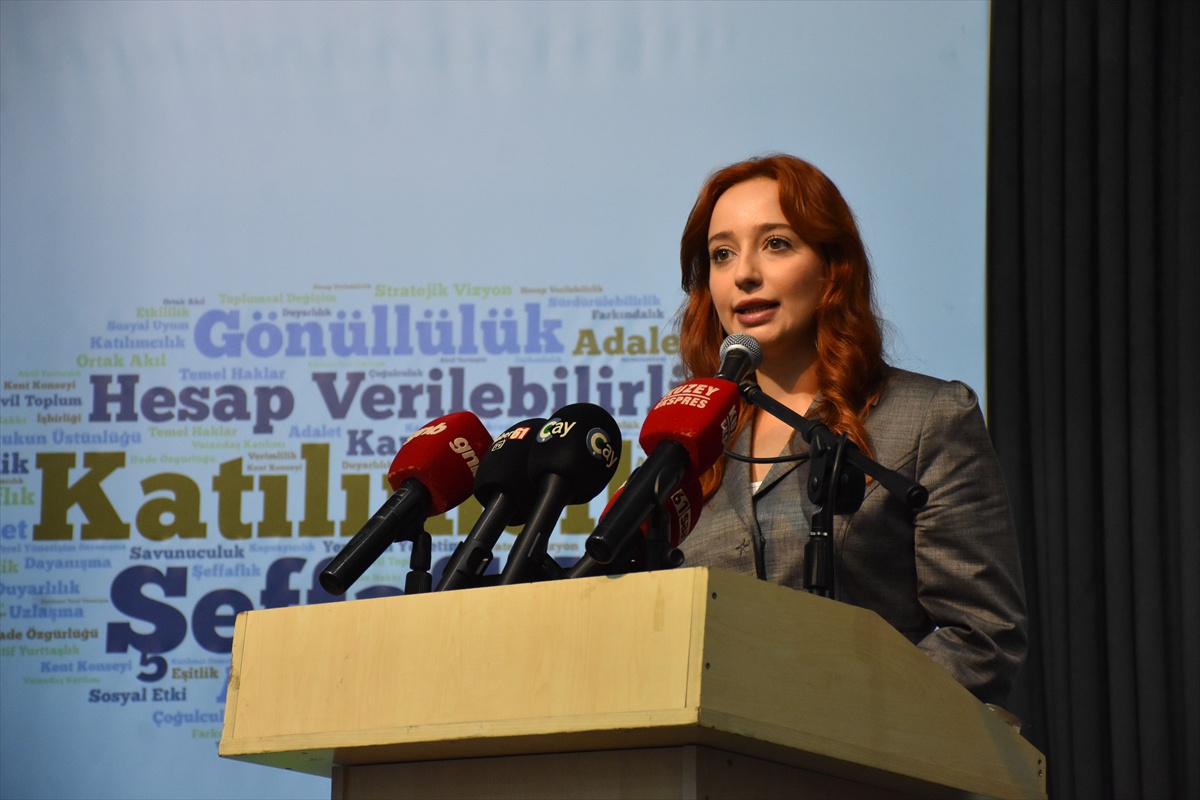 Trabzon\'da Sivil Katılım Zirvesi\'nde kamu-STK diyaloğu ve AB destekli proje konuşuldu