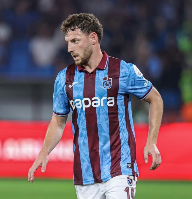 Trabzonspor'un yıldızına A Milli Takım daveti! Riva'ya çağrıldı