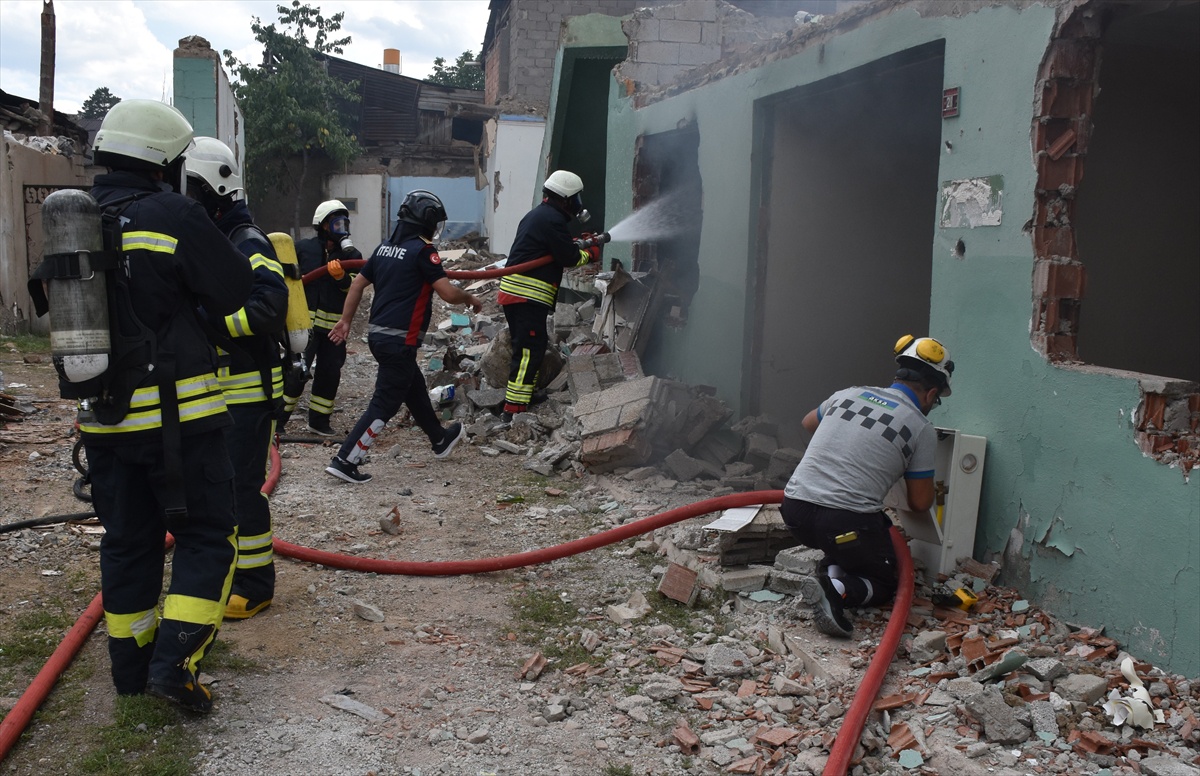 Bayburt ve Gümüşhane\'de deprem tatbikatı yapıldı, Kelkit\'te 190 personel görev aldı