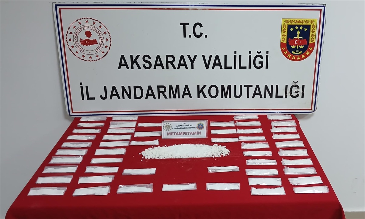 Aksaray Bağlıkaya\'da ev aramasında 1 kilo metamfetamin bulundu, zanlı tutuklandı