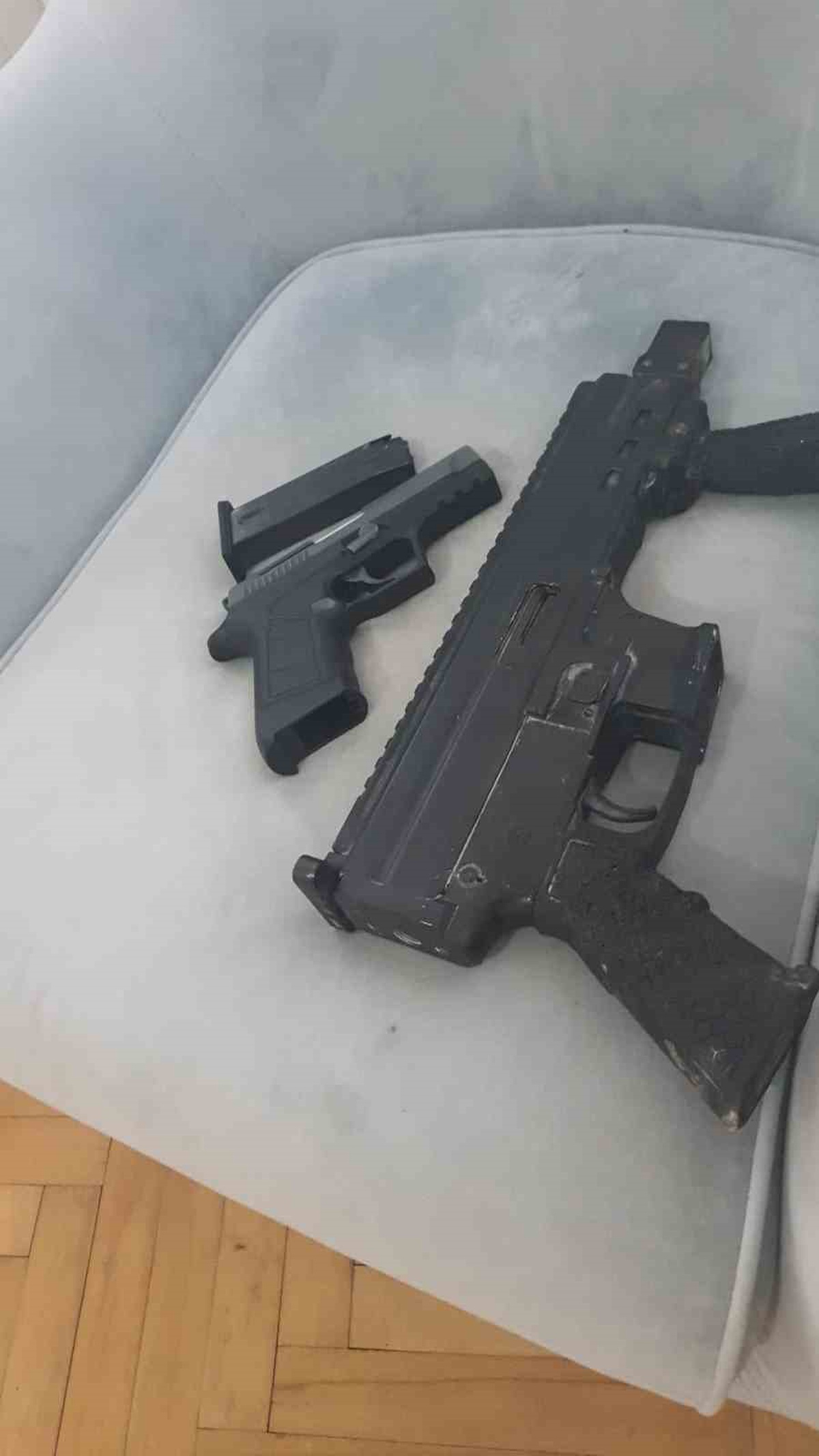 Antalya\'da suç örgütlerine yönelik sosyal medya operasyonunda 5 kişi gözaltına alındı