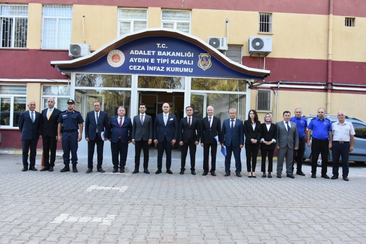 Aydın Başsavcısı Arısoy, E Tipi Ceza İnfaz Kurumu\'nda toplantıya başkanlık etti