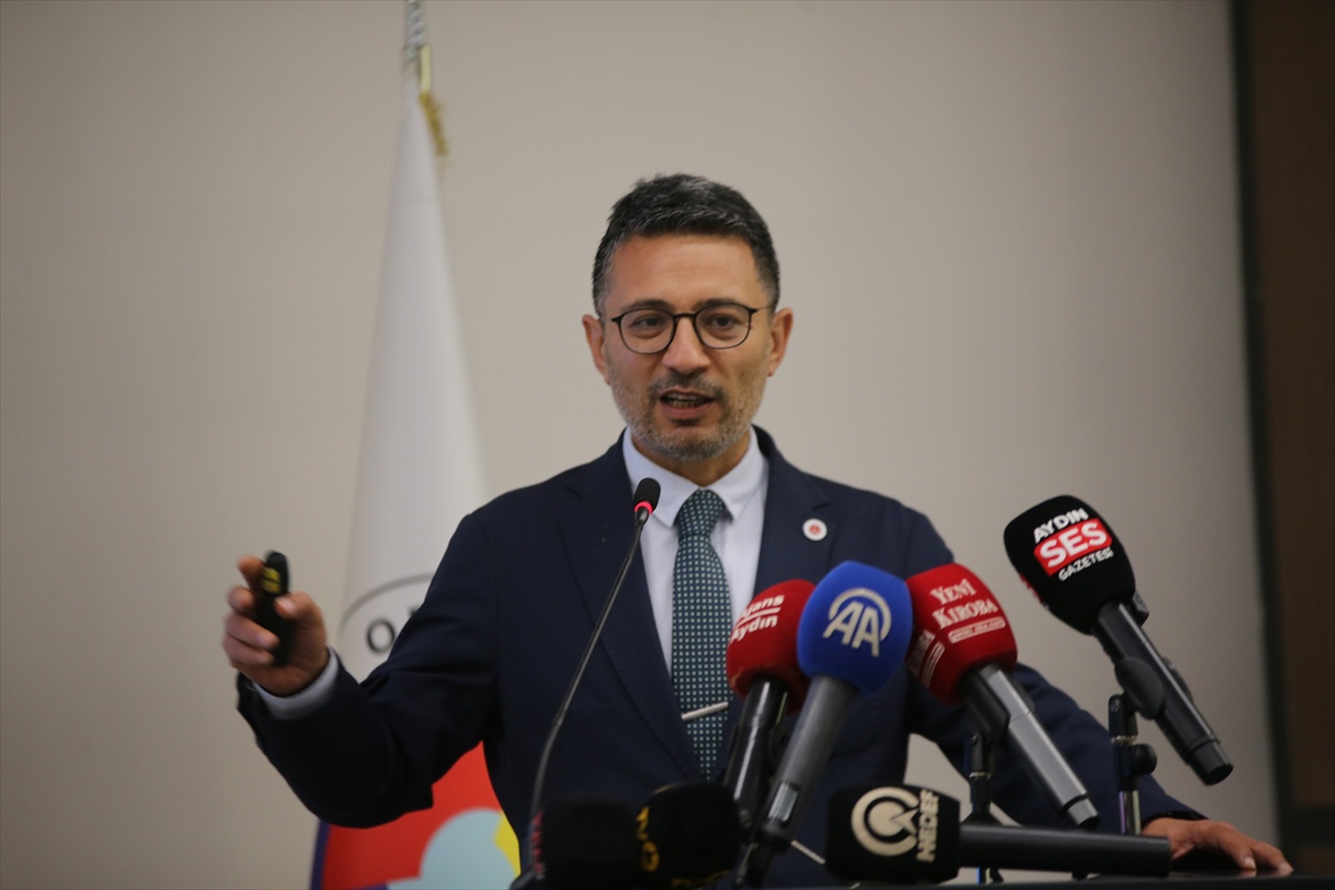 Aydın\'da AYSO buluşmasında 2025 sektör ihracatının 10 milyar doları geçtiği belirtildi