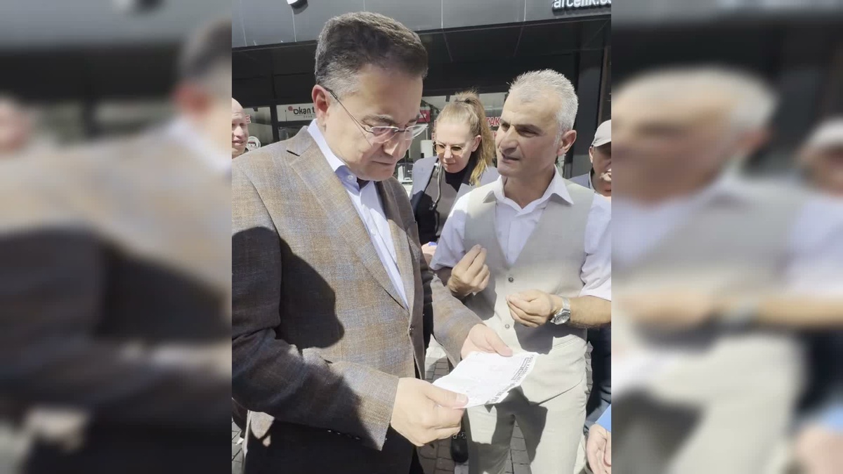 Babacan Sakarya Kocaali\'de fındıkta 2,5 milyar dolara karşı 20 milyar doları eleştirdi
