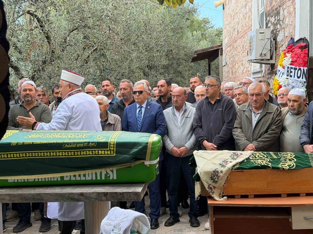 Doğumuna 2 hafta kalmıştı! Anne ile 3 yaşındaki kızı yan yana toprağa verildi