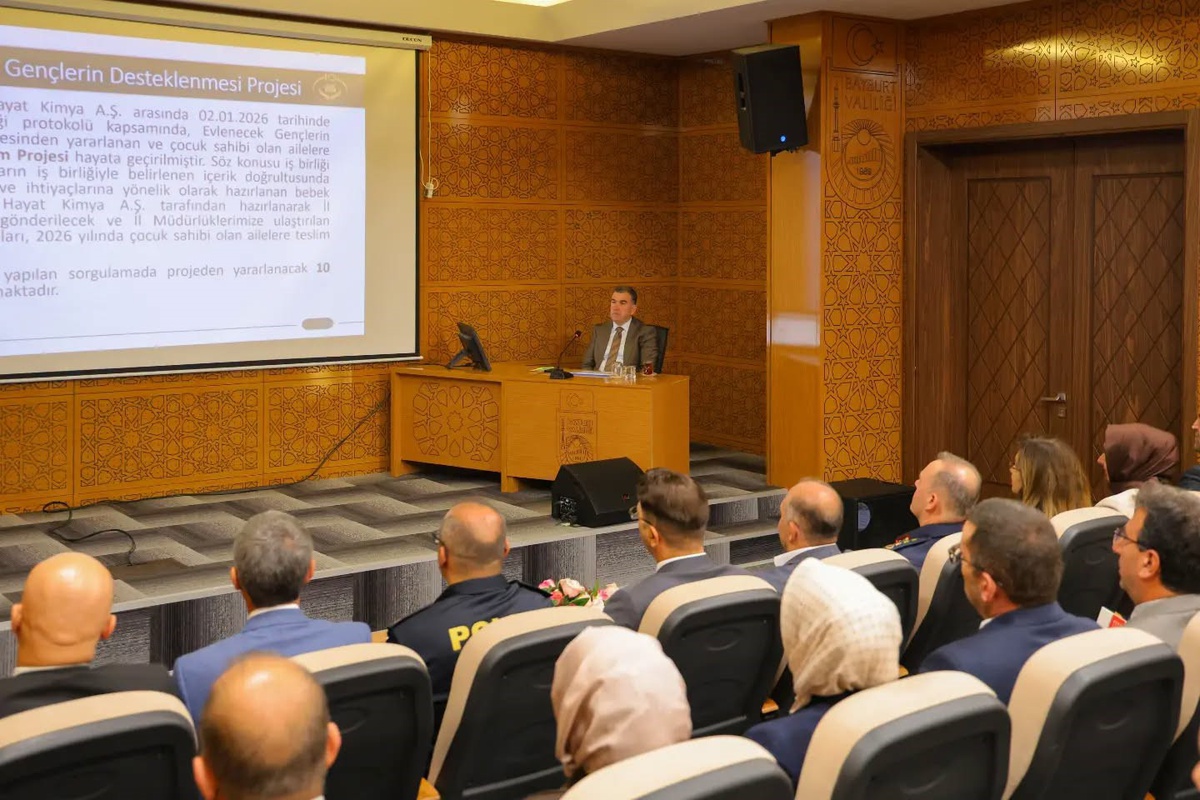Bayburt\'ta aile koordinasyon toplantısında çocuklu hanelerin durumu ele alındı