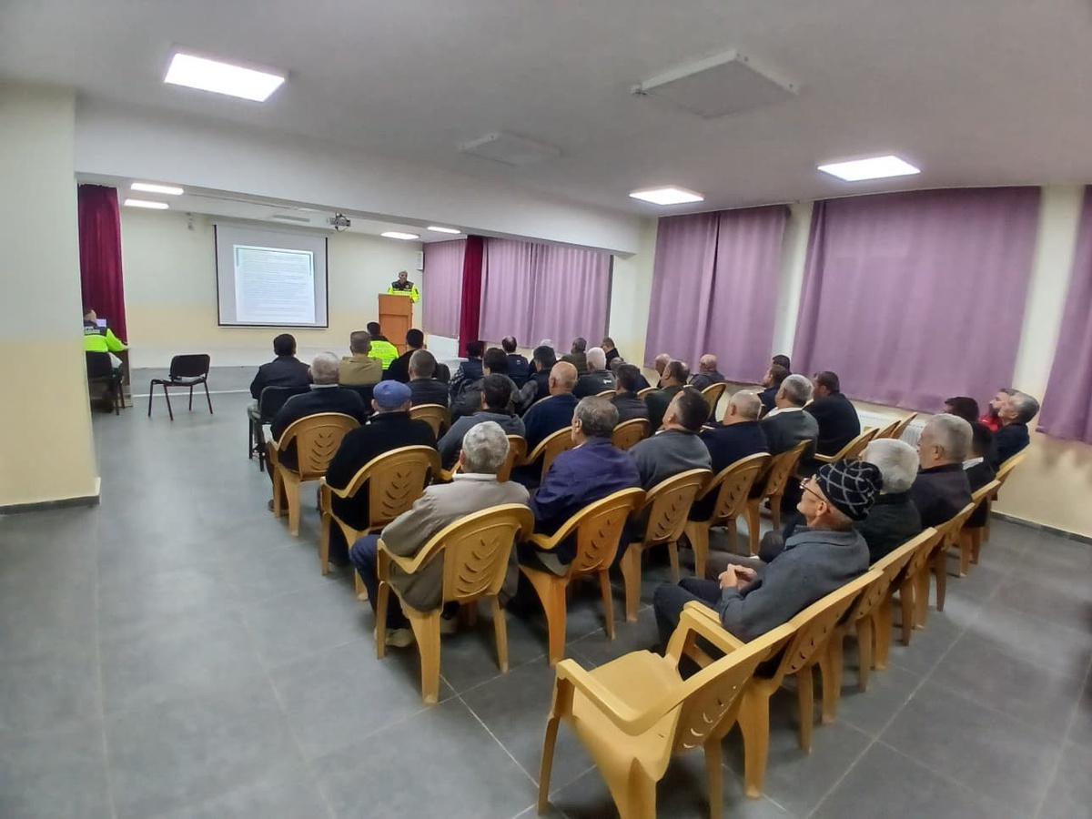 Bolu Mudurnu\'da öğrenci servis şoförlerine güvenli taşıma uyarısında bulunuldu