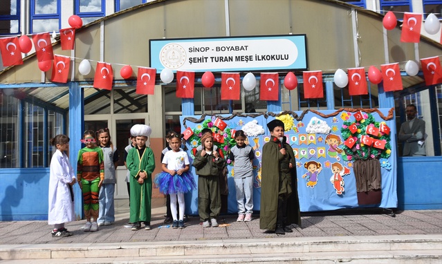 Boyabat'ta İlköğretim Haftası kutlandı