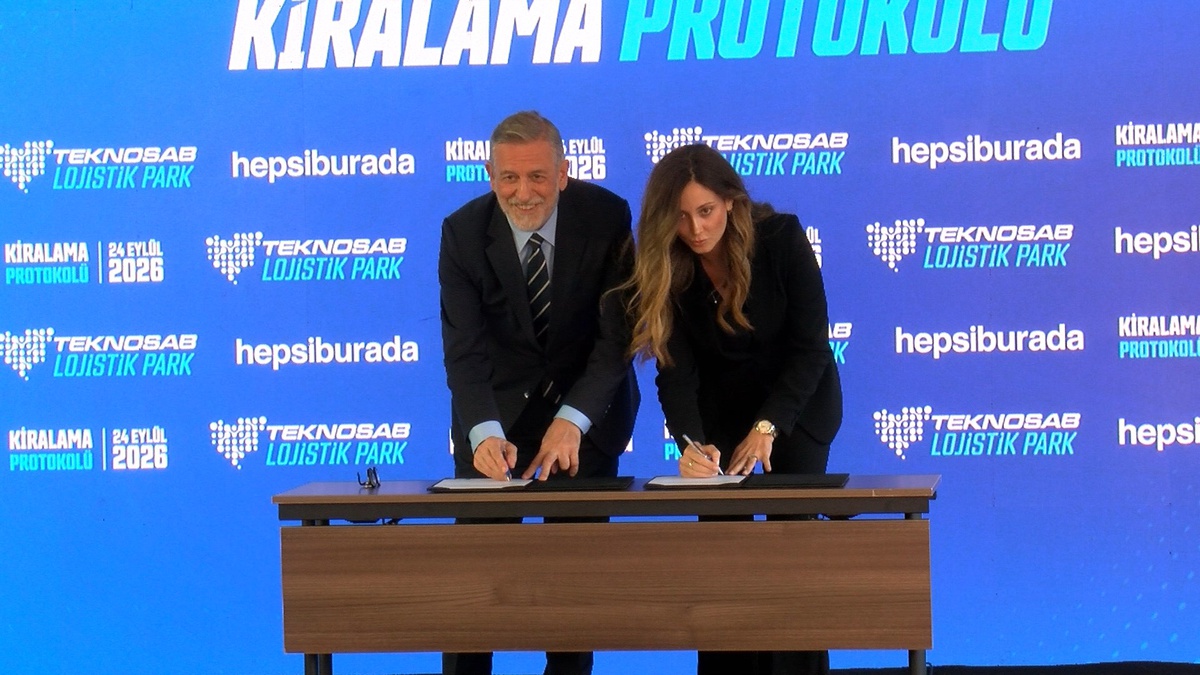 Bursa\'da konuşan Cumhurbaşkanı Yardımcısı Yılmaz yanlış kahramanları eleştirdi