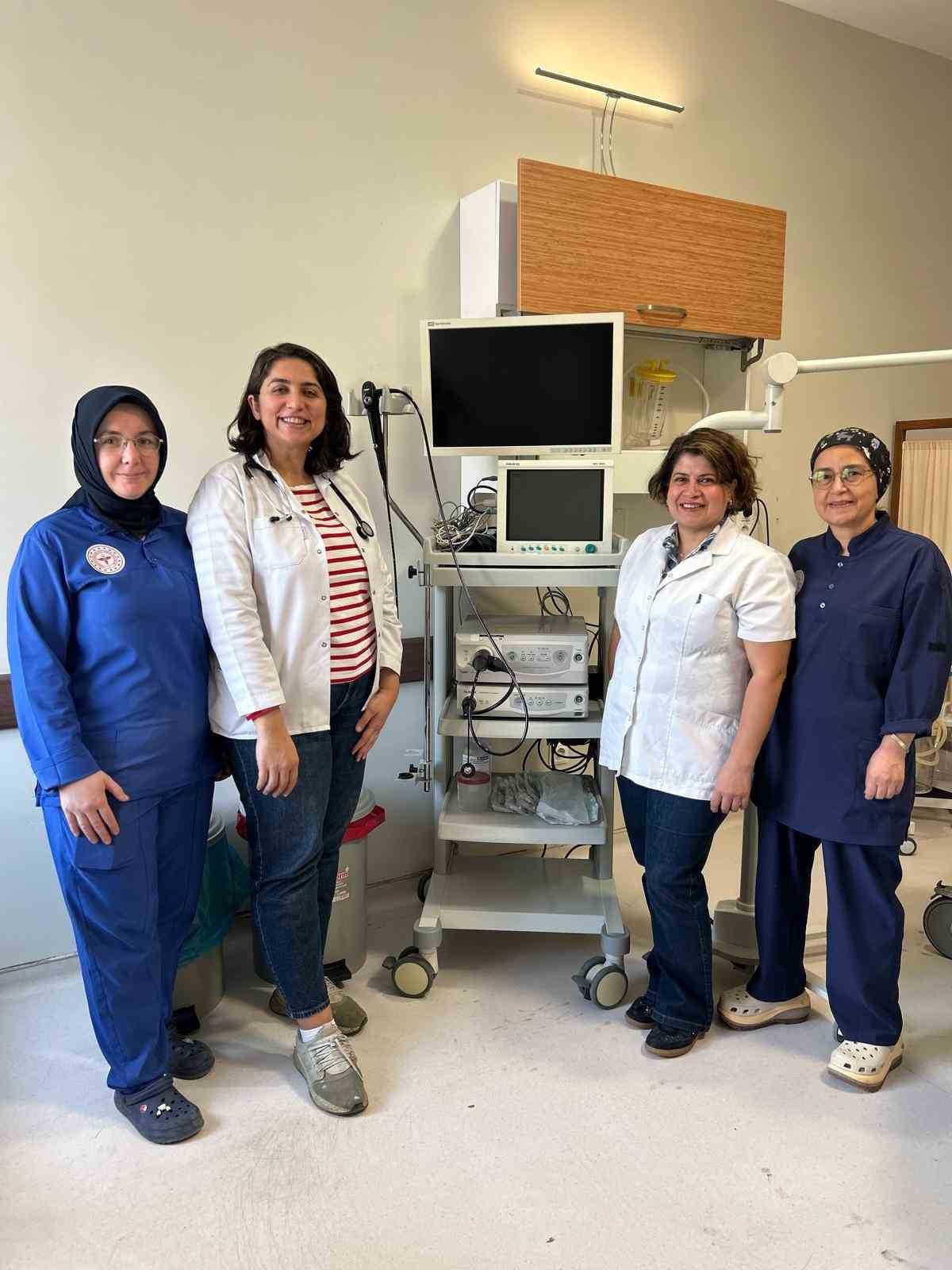 Tavas Devlet Hastanesi\'nde ilk bronkoskopiyle 70 yaşındaki hastadan biyopsi alındı