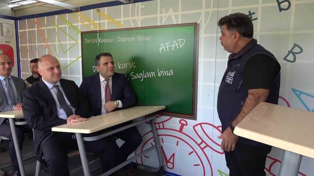 Diyarbakır'da bilim şenliğindeki simülasyondan 25 dakika sonra 5,4'lük deprem oldu