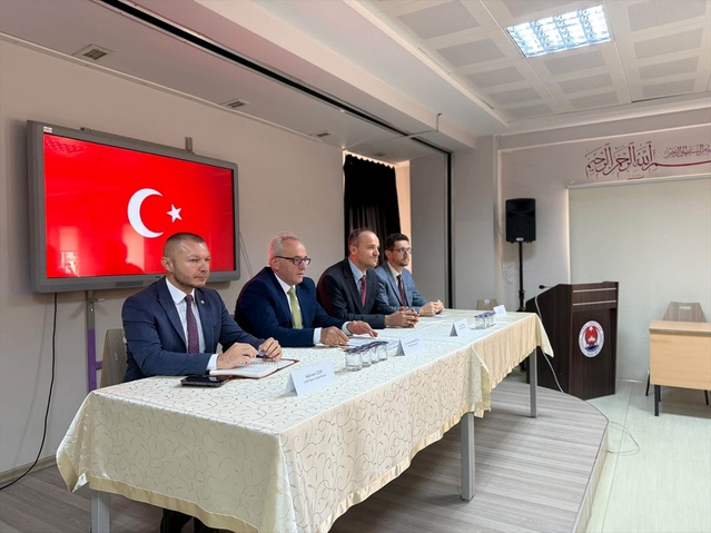 Edirne Milli Eğitim Müdürü Alireisoğlu, Uzunköprü'de 4 okulu ziyaret etti