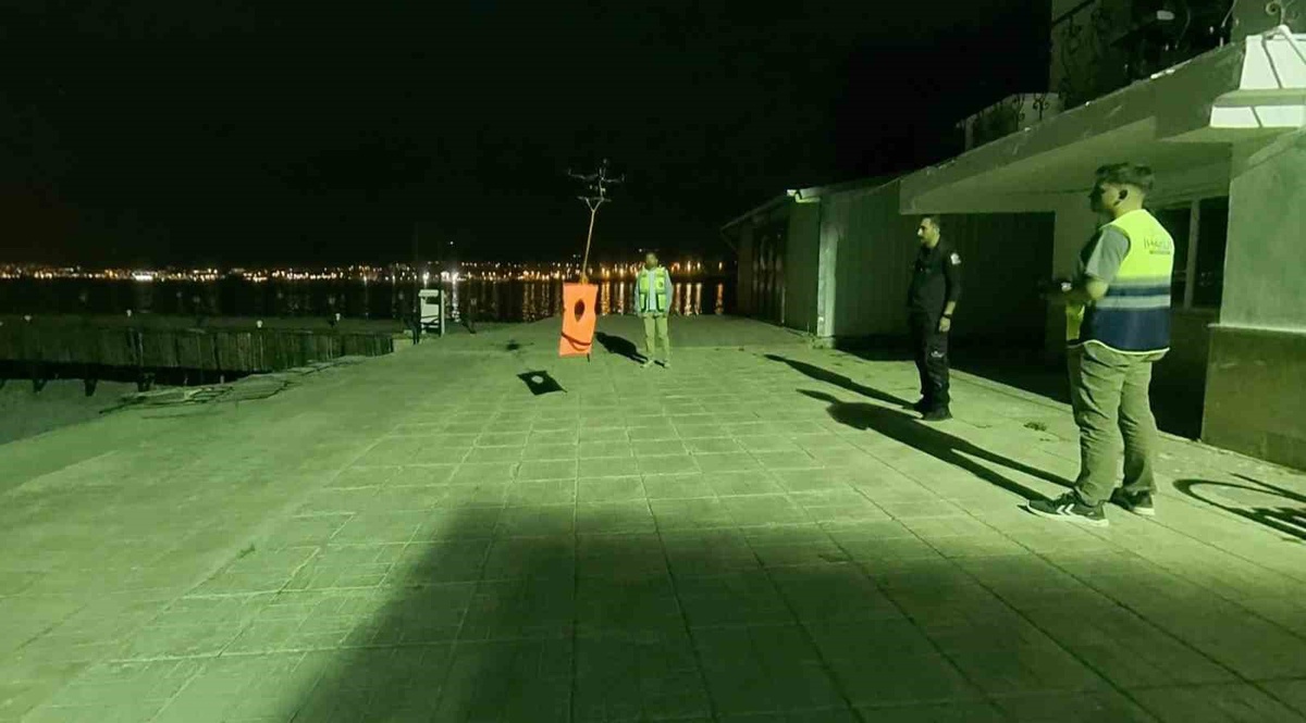 İHAKUT Van ekibi, Van Edremit\'te tatbikatta İHA ile kayıp kişiye can yeleği ulaştırdı