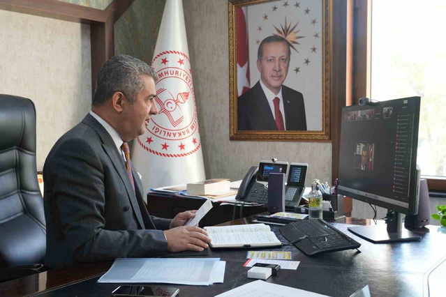 İl Milli Eğitim Müdürü Ekici, il ve ilçe yöneticileriyle çevrimiçi buluştu