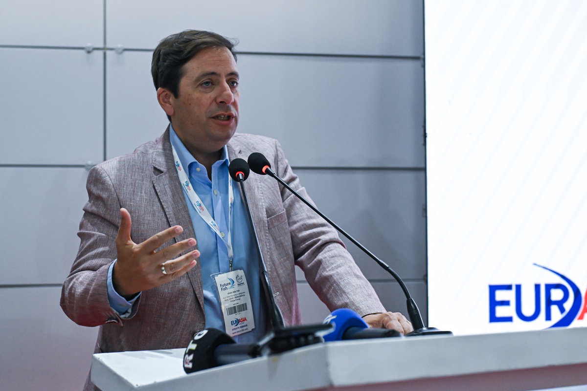 İzmir\'de Future Fish Eurasia başladı, 26 ülkeden 165 firma ve marka katıldı