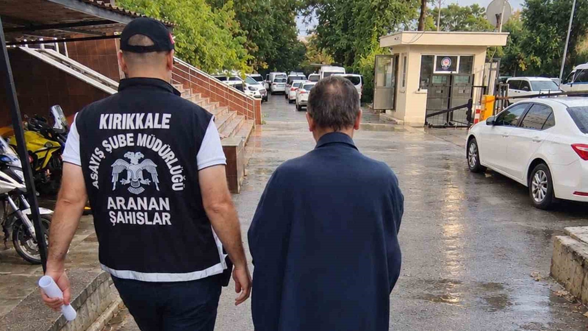 Kırıkkale\'de polis operasyonunda 3 hükümlü yakalanıp ceza infaz kurumuna gönderildi