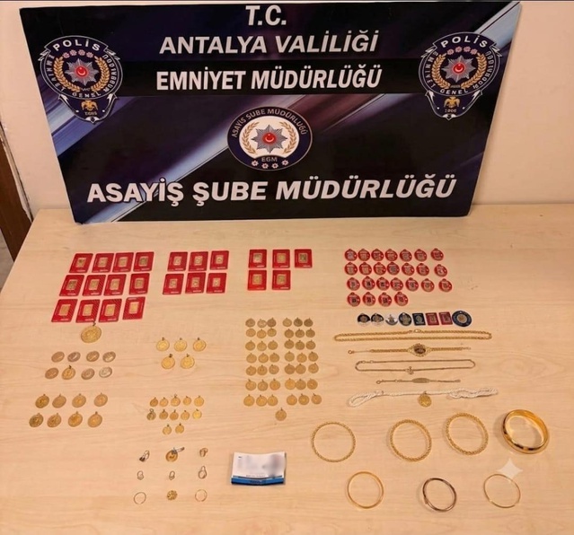 Komiser taklidiyle 3 milyon TL'lik ziynet dolandırıcılığında 2 şüpheli tutuklandı