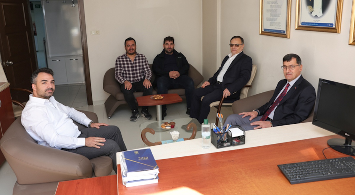Kütahya Belediye Başkanı Kahveci, Makine Mühendisleri Odası yönetimini ziyaret etti