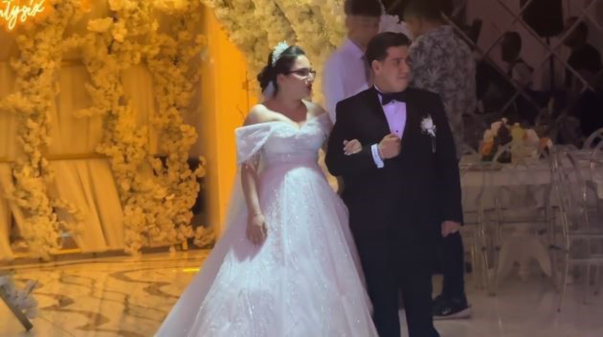 7-8 yıllık aşkı mesafe durdurmadı, Mahmut Can ve Elif Yardımcı dünyaevine girdi