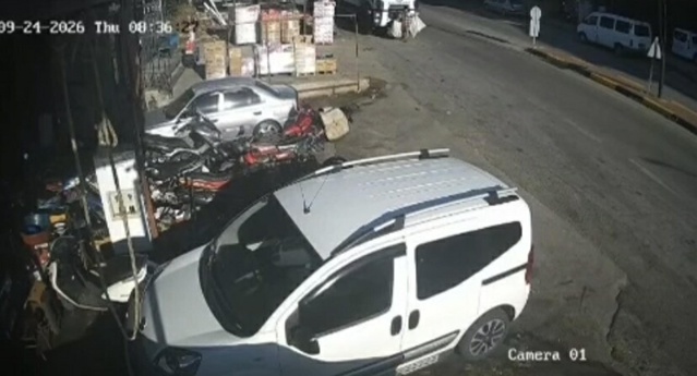 Manisa Alaşehir'de çöp kamyonunun altında kalan Erol Karasulu (20) hayatını kaybetti