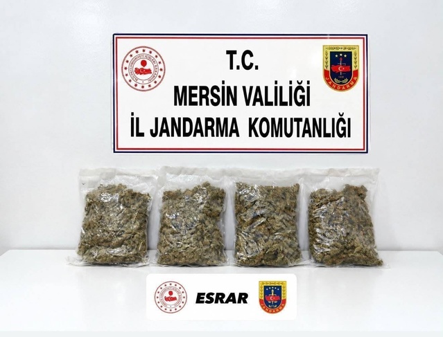 Mersin Toroslar'da operasyonda şüpheli tutuklandı, 2 kilo 100 gram esrar ele geçirildi