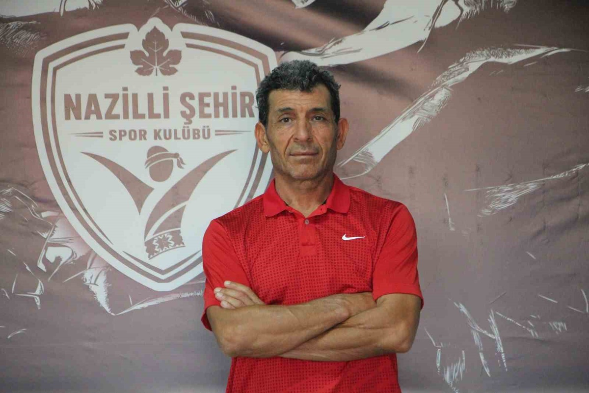 Nazilli Şehir Spor, 55 yaşındaki Ayhan Yıldız\'ı teknik direktörlüğe getirdi.