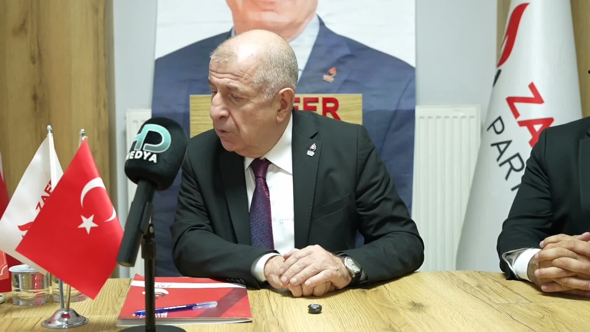 Özdağ, Mekke Anlaşması\'nda Türk askerinin Suudiler adına savaşına karşı çıktı
