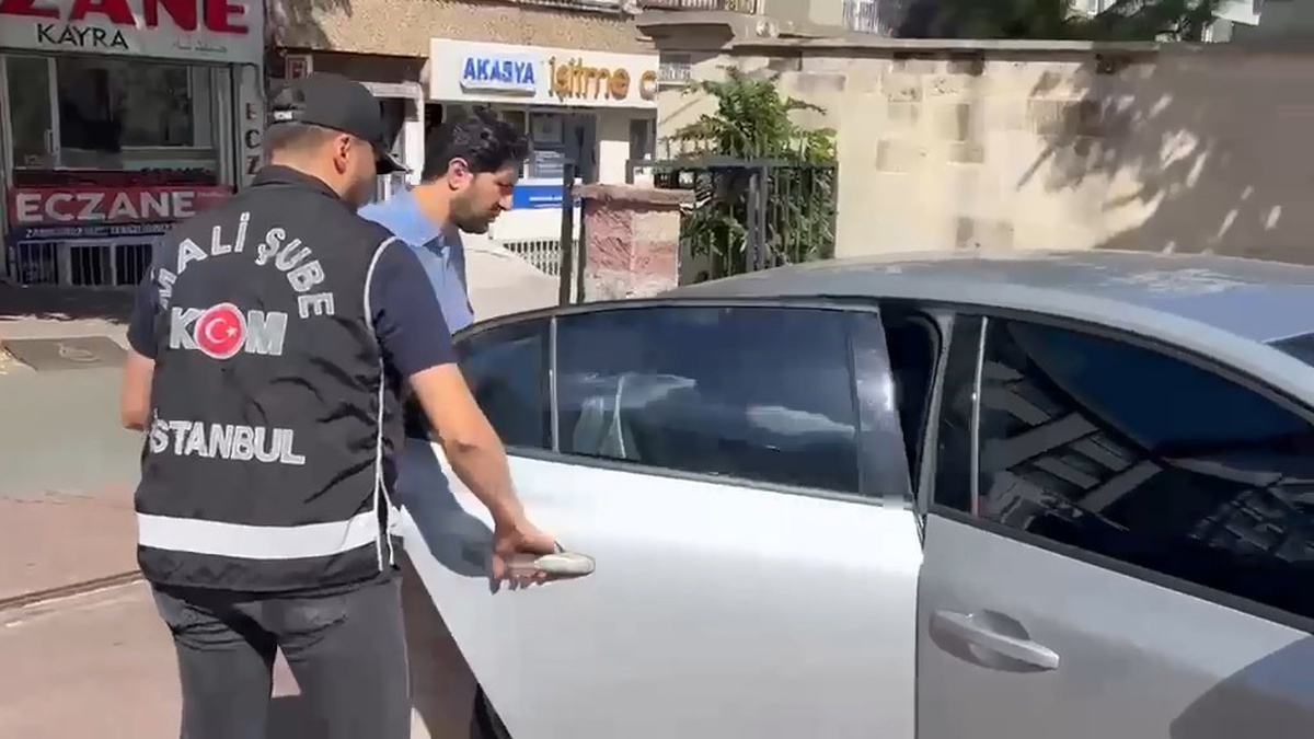 Fon soruşturmasında gözaltına alınan Serdar Turhan\'ın görüntüleri ortaya çıktı