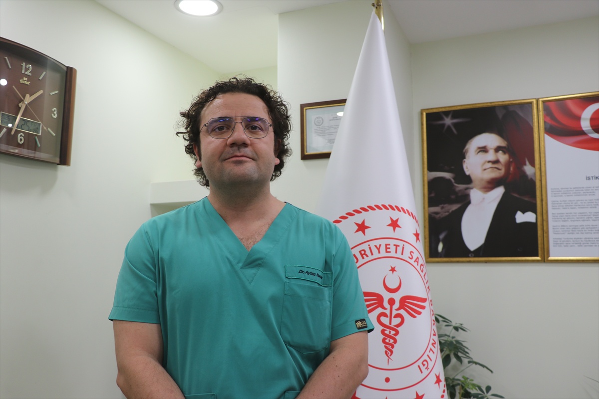 Rize\'de 900 gram doğan bebeğin kalp damarındaki açıklık kapatıldı