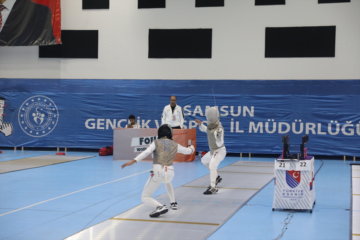 Samsun\'da başlayan Flöre Dünya Kupası\'na Türk Milli Takımı 80 sporcuyla katıldı