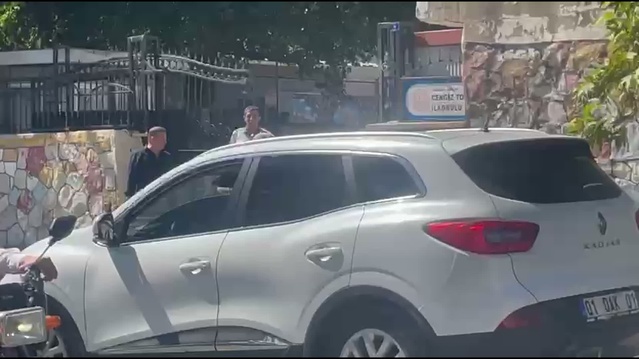 Şanlıurfa Karaköprü'de 5,4'lük depremde öğrenciler okul bahçelerine çıkarıldı
