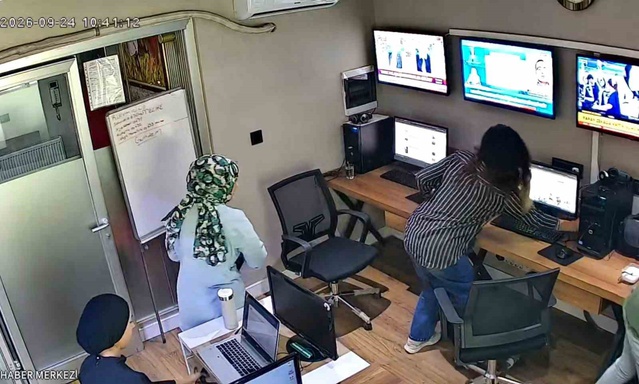 Şanlıurfa Karaköprü'de 5.4'lük deprem Ruha TV çalışanlarını korkuttu