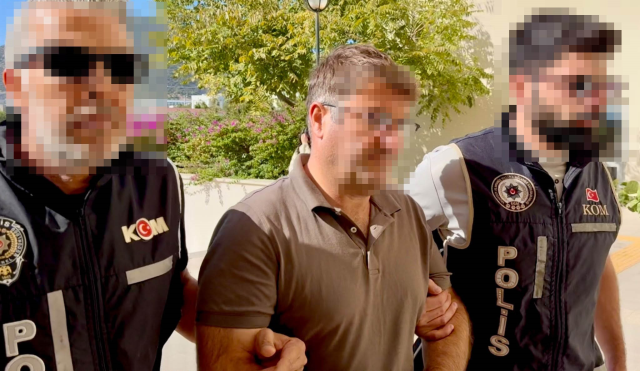Bodrum Liman Başkanı yat girişlerinde 12 bin euro rüşvet iddiasıyla suçüstü yakalandı