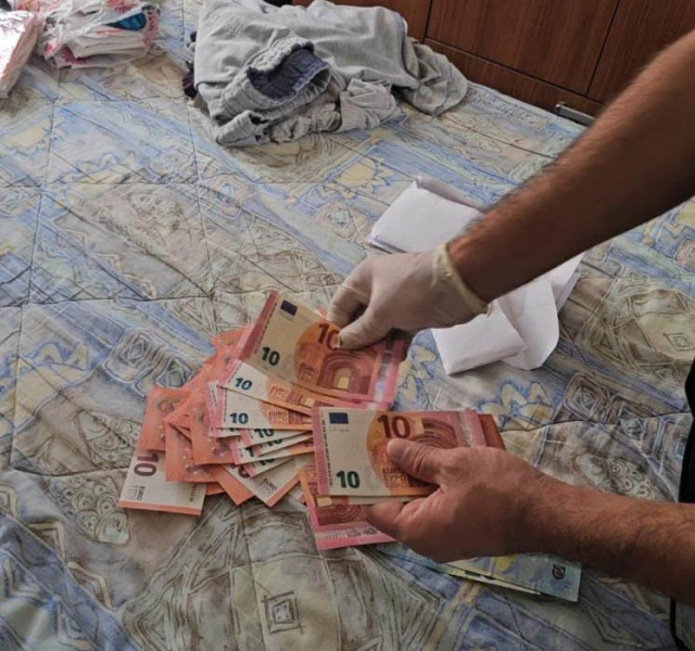 Bodrum Liman Başkanı yat girişlerinde 12 bin euro rüşvet iddiasıyla suçüstü yakalandı