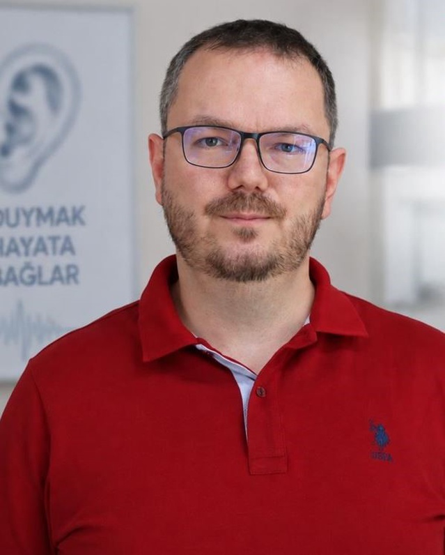 Sivas'ta KBB Uzmanı Dr. Şan, işitme kaybında erken tanının önemini vurguladı