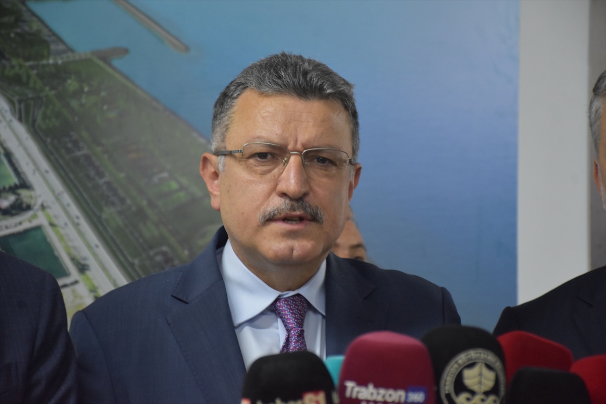 Trabzon\'da Uzunkum Millet Bahçesi\'nin bir yıl içinde tamamlanması hedefleniyor