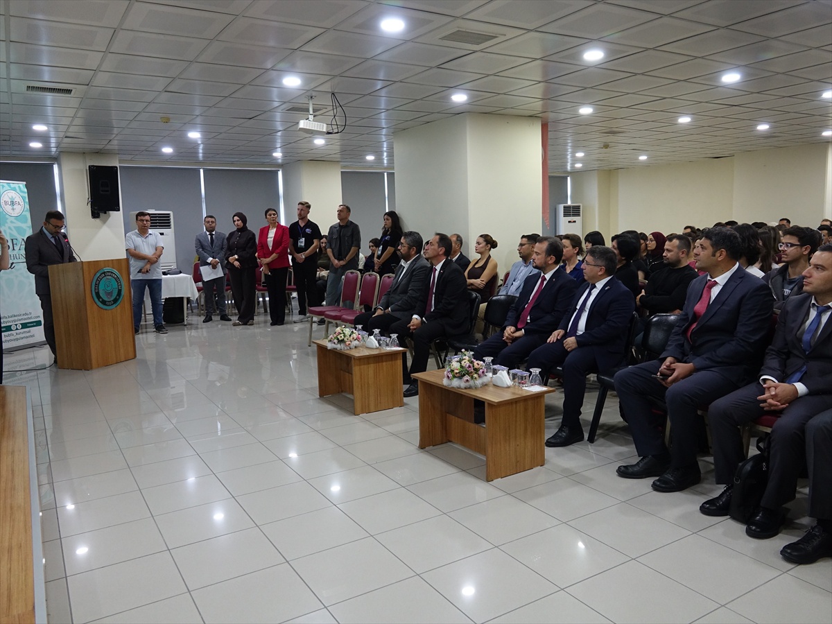 Türkiye Ulusal Ajansı Başkanı Astarcı, Burhaniye Uygulamalı Bilimler Fakültesinde konuştu: