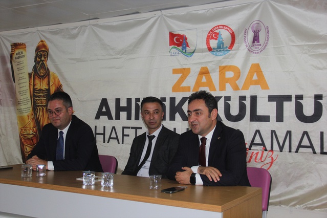 Zara'da Ahilik Haftası'nda Osman Yıldırım'a Ahi onur ödülü verildi