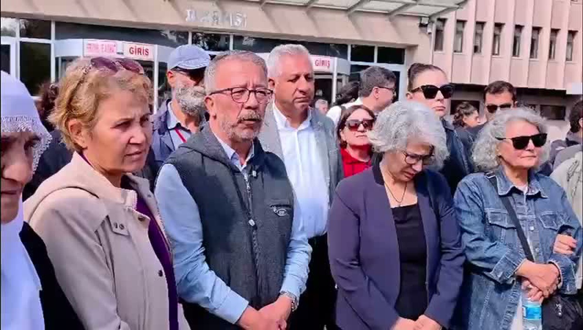 10 Ekim davasında mahkeme Savaş Yıldız\'ı MİT\'ten soracak, Dündar tutuklu kalacak
