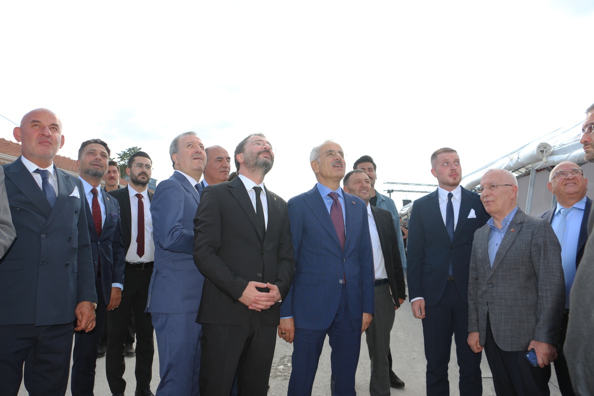 Bakan Uraloğlu, Dereboğazı-Antalya yoluna 2027 başında ihale yapılacağını açıkladı