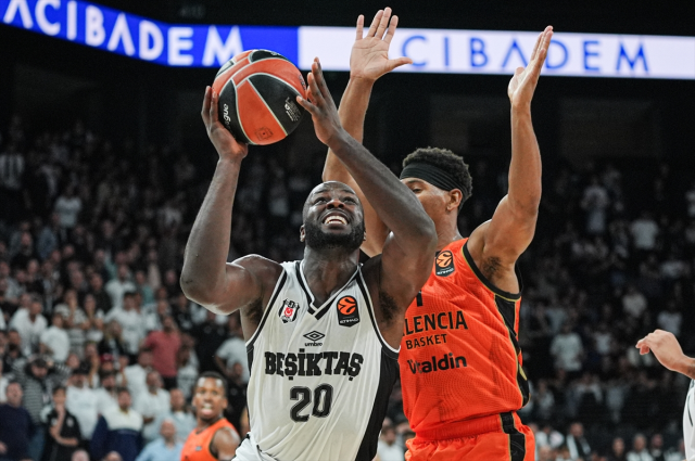 Beşiktaş 10 sayıdan geri döndü ancak son topta kazanamadı